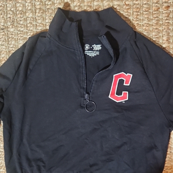 Chic Black Half-Zip Women's Sweater with Red Accent - Picture 3 of 5